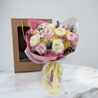 Bukiet Premium w pudełku - EVERGIVE – A Lasting Gesture – Pearl Royal