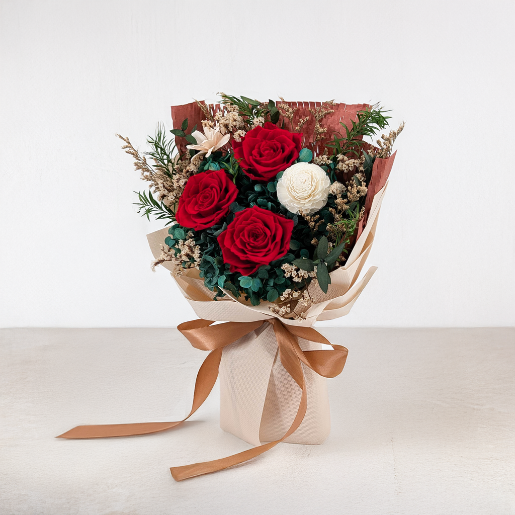 Bukiet Premium w pudełku - EVERGIVE – A Lasting Gesture – Crimson Charm