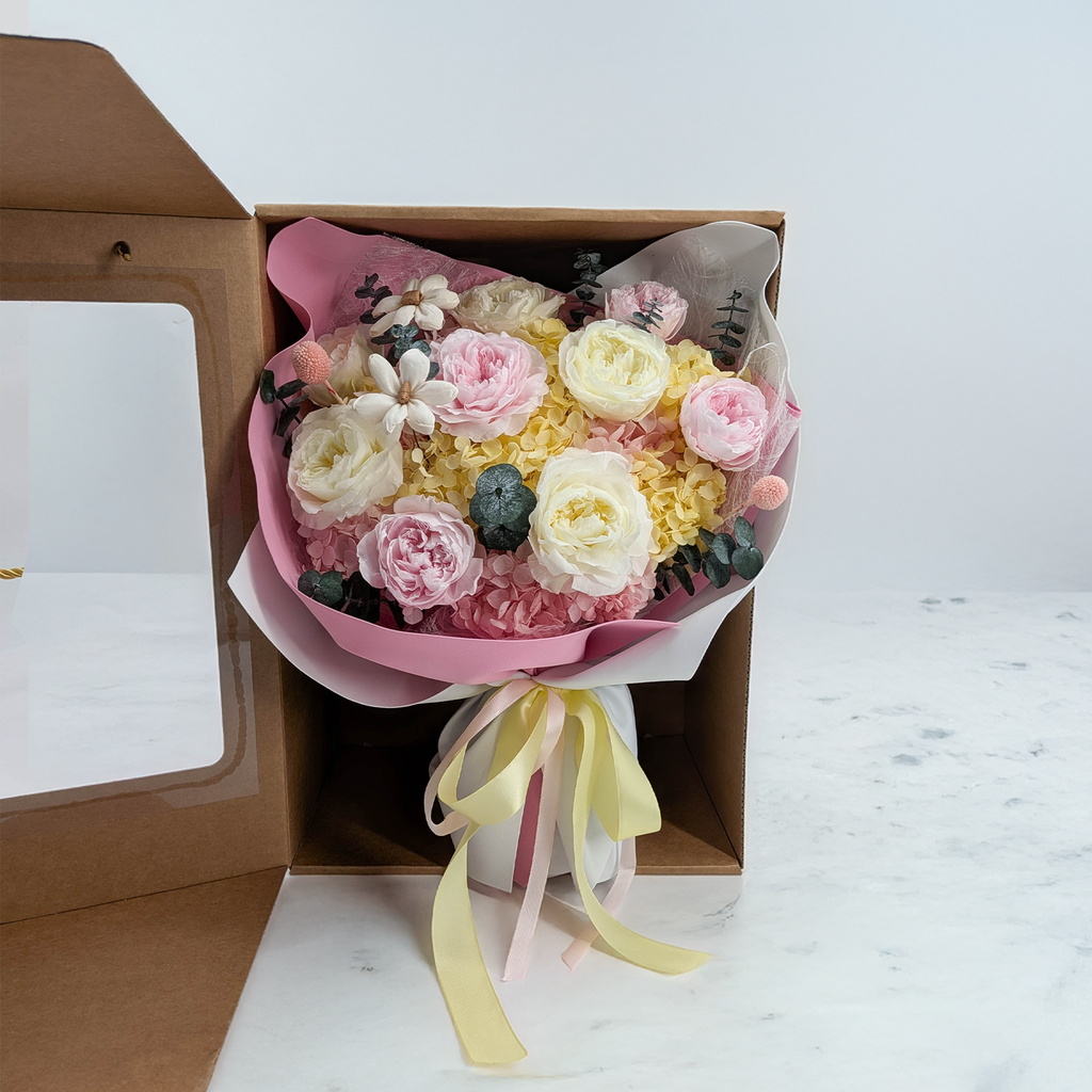 Bukiet Premium w pudełku - EVERGIVE – A Lasting Gesture – Pearl Royal