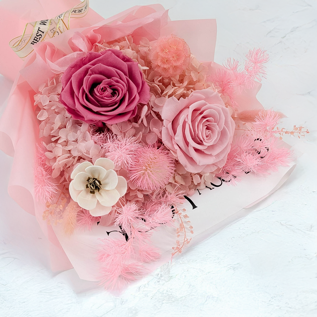 Bukiet Premium w pudełku - EVERGIVE – A Lasting Gesture – Rose Grace