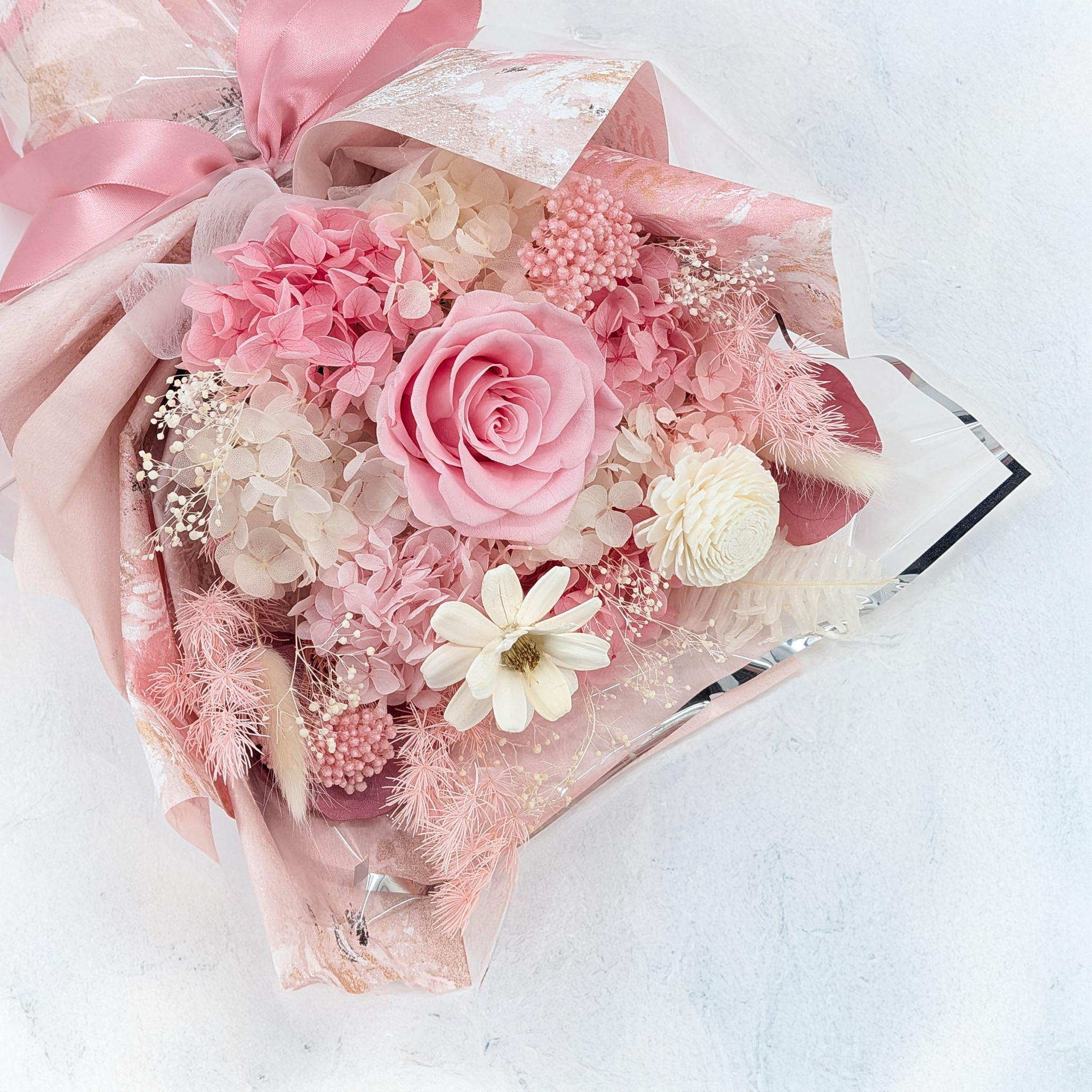 Bukiet Premium w pudełku - EVERGIVE – A Lasting Gesture – Pink Blush