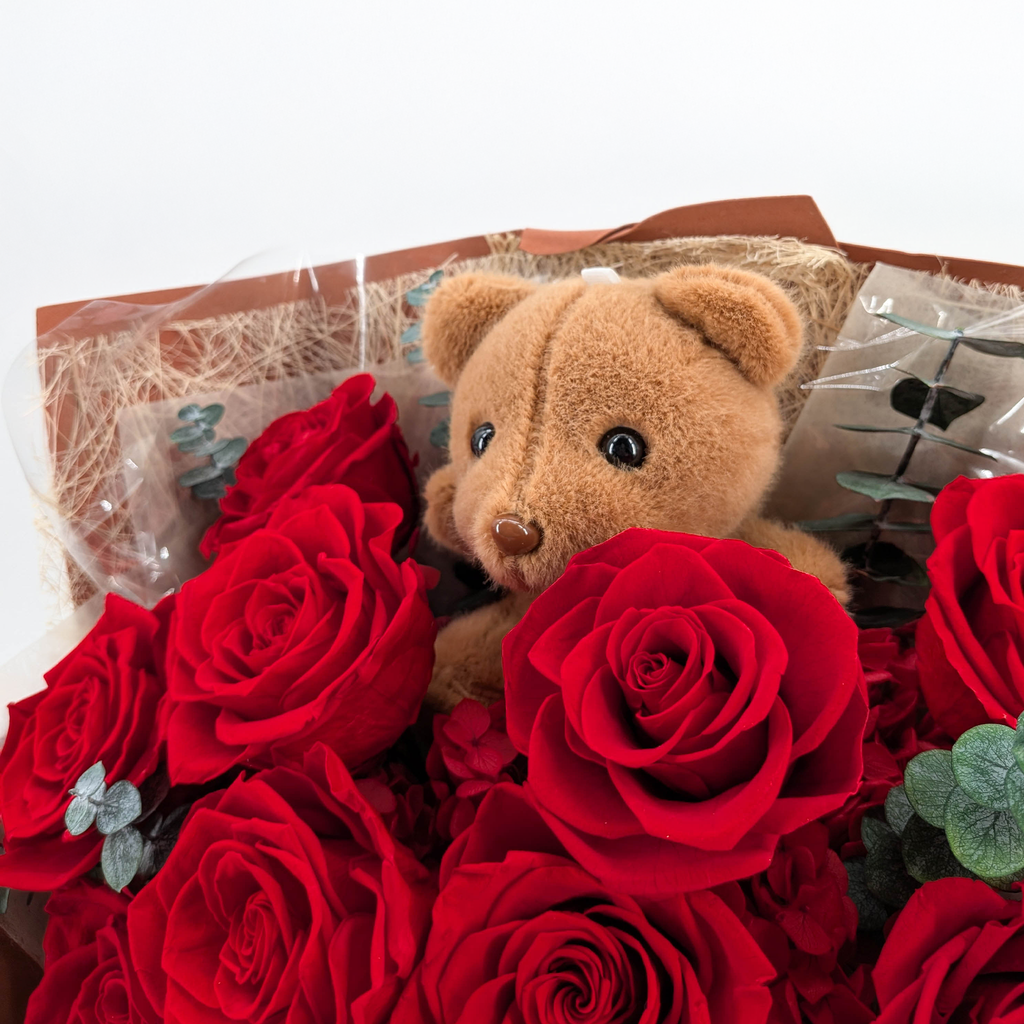 Bukiet Premium w pudełku - EVERGIVE – A Lasting Gesture – Ruby Adore