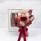 Bukiet Premium w pudełku - EVERGIVE – A Lasting Gesture – Red Blush