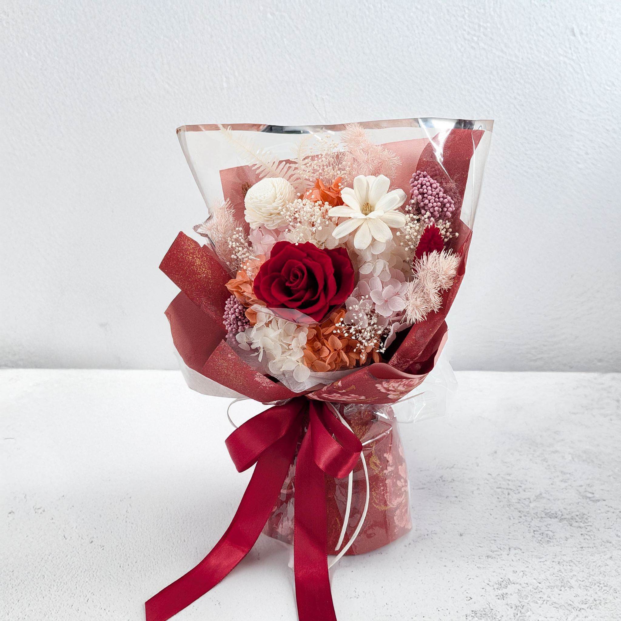 Bukiet Premium w pudełku - EVERGIVE – A Lasting Gesture – Red Blush