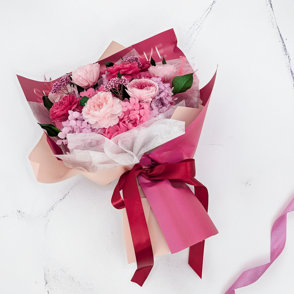 Bukiet Premium w pudełku - EVERGIVE – A Lasting Gesture – Rosé Royal