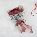 Bukiet Premium w pudełku - EVERGIVE – A Lasting Gesture – Ruby Timeless