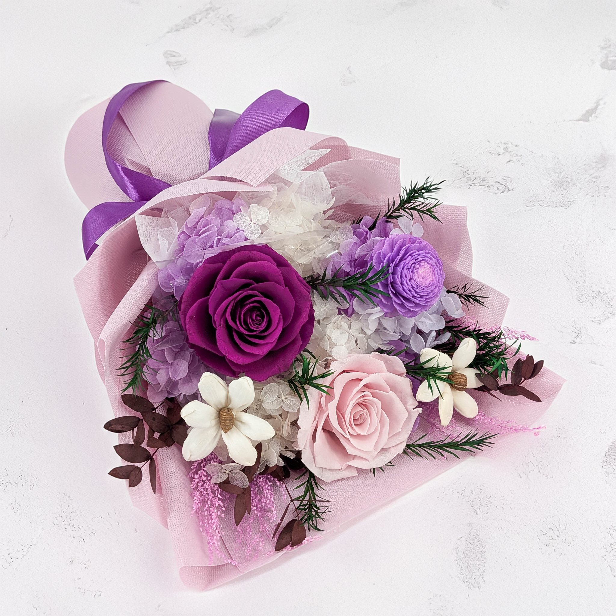 Bukiet Premium w pudełku - EVERGIVE – A Lasting Gesture – Violet Grace